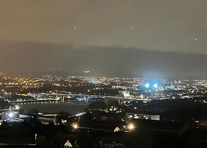 Modern & 3 Minutes From The River Apartman Vila Nova de Gaia