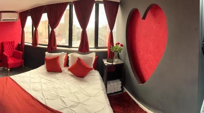 Apartman Modern & 3 Minutes From The River *